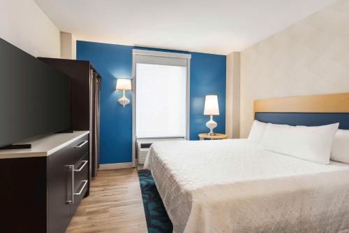 Suite de 1 dormitorio con cama extragrande - No fumadores del hotel Home2 Suites By Hilton Ny Long Island City/manhattan View. Foto 1