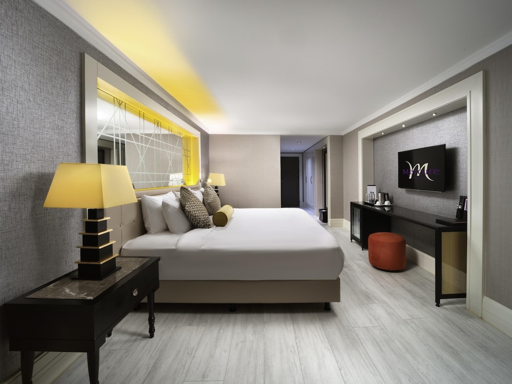 Habitación Deluxe con 1 Cama King Size Doble o 2 Camas Individuales, Vistas a la Ciudad del hotel Mercure Istanbul Bomonti. Foto 1
