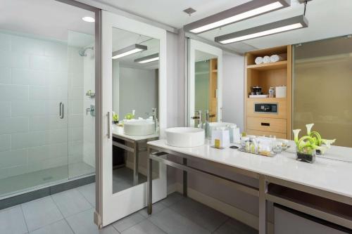 Suite (cama doble extragrande) del hotel The Gates Hotel South Beach