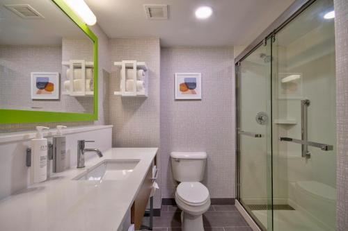 Habitación para no fumadores - 2 camas grandes del hotel Hampton Inn East Aurora. Foto 3