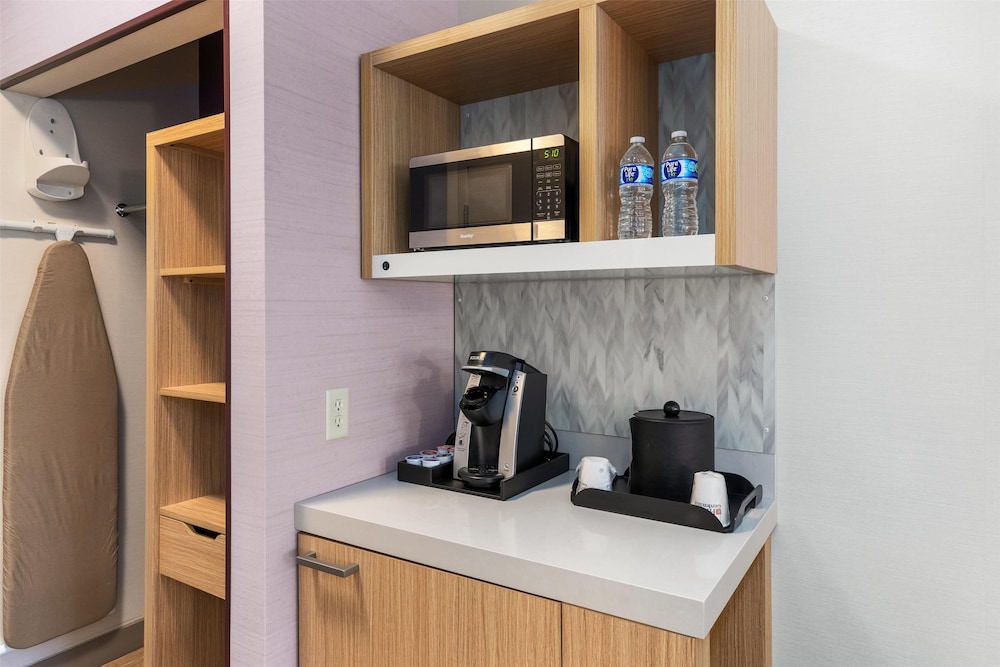 Habitación, accesible para personas con discapacidad del hotel Hilton Garden Inn Auburn. Foto 3