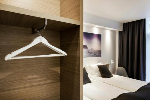 Habitación Doble Económica del hotel Storm Hotel By Keahotels. Foto 7
