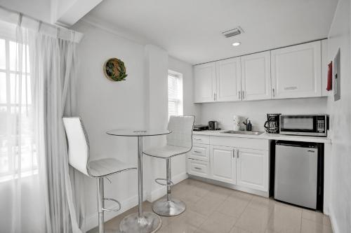 Suite Superior de 1 dormitorio con cocina del hotel Belleza. Foto 3