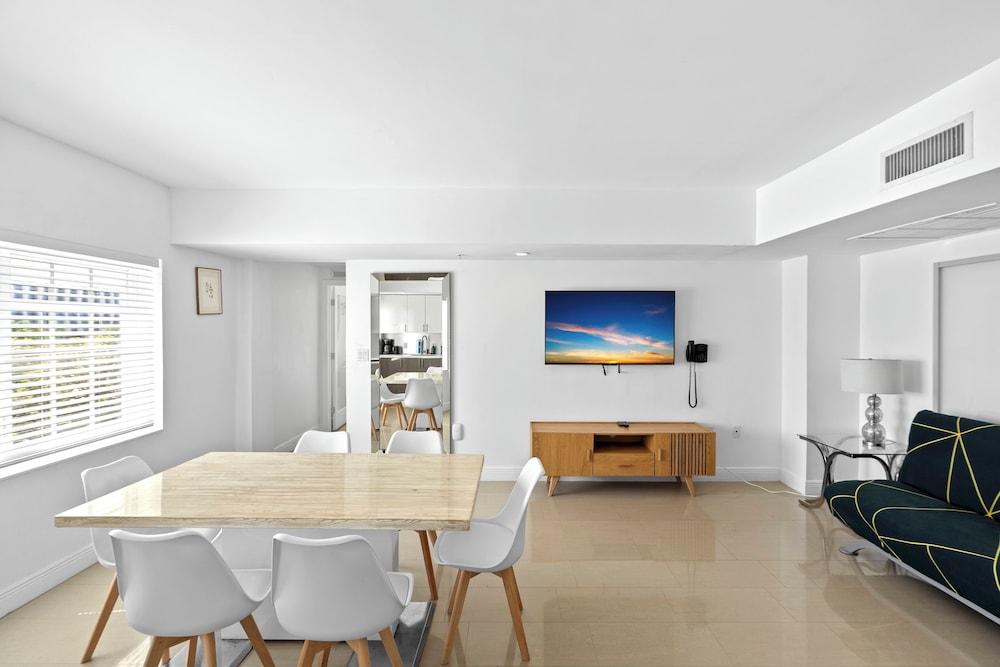 Suite Premium Doble de 1 dormitorio del hotel Belleza. Foto 6