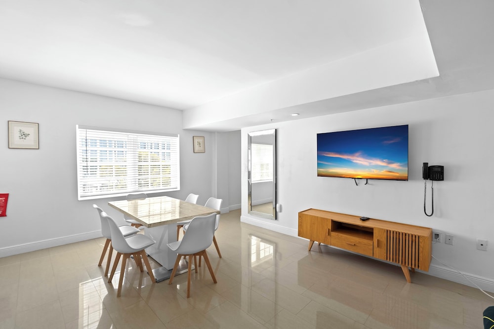 Suite Premium Doble de 1 dormitorio del hotel Belleza. Foto 11