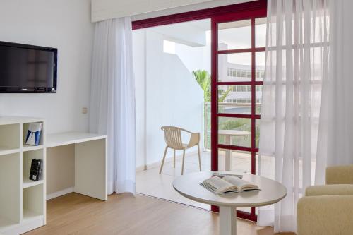 Estudio del hotel La Palma Affiliated by Meliá. Foto 1