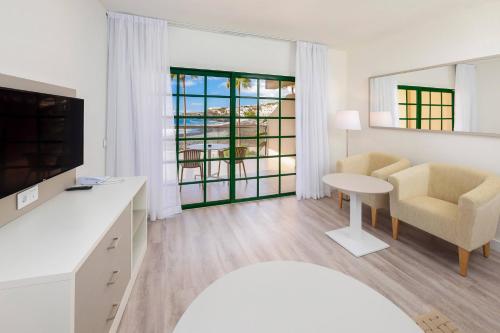 Estudio Premium con vistas al mar del hotel La Palma Affiliated by Meliá. Foto 5