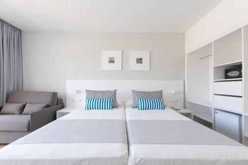 Habitación Doble Estándar del hotel BLUESEA Costa Bastián. Foto 2