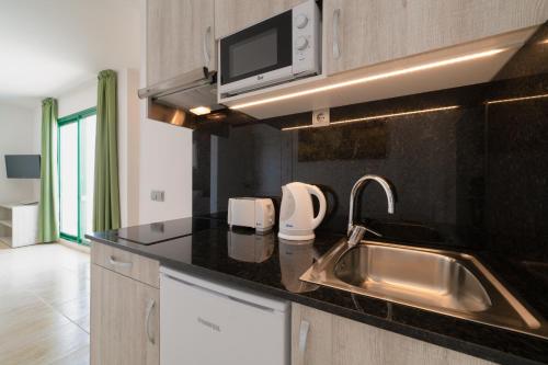 Apartamento Superior del hotel Galeón Playa By Seasense Hotels. Foto 7