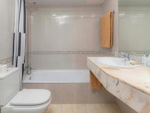 Apartamento Superior del hotel Galeón Playa By Seasense Hotels. Foto 8