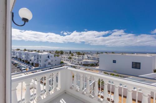 Apartamento - 1 Dormitorio con balcón o terraza del hotel Corona Mar