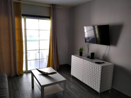 Apartamento con balcón del hotel Aguazul. Foto 2