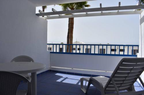 Apartamento Con Cocina Vista ciudad Sofá Cama incluido 1 Cama doble del hotel Aguazul. Foto 17