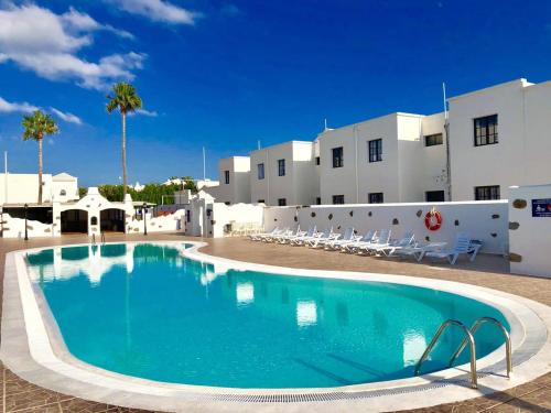 Apartamento con balcón del hotel Aguazul. Foto 1