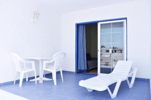 Apartamento Con Cocina Planta Baja Sofá Cama incluido 1 Cama doble del hotel Aguazul. Foto 8