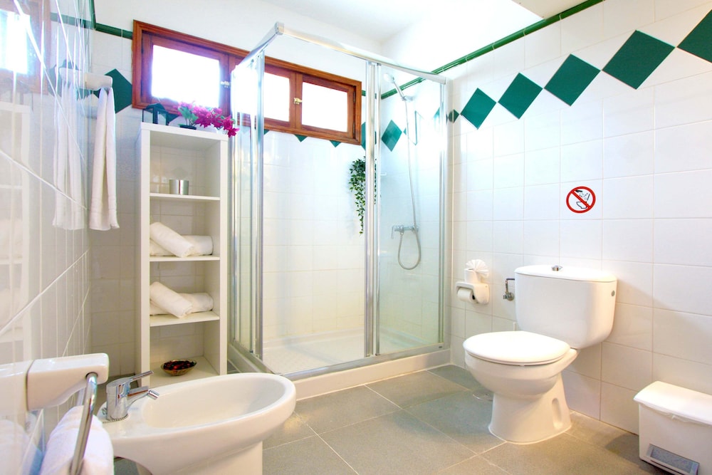 Habitación estándar doble, 2 camas individuales del hotel Finca De La Florida. Foto 2