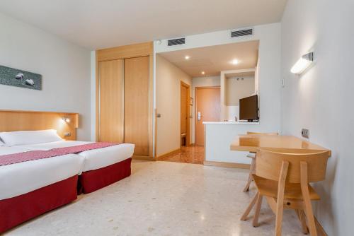 Habitación Doble - 2 camas del hotel Exe Campus San Mamés. Foto 8