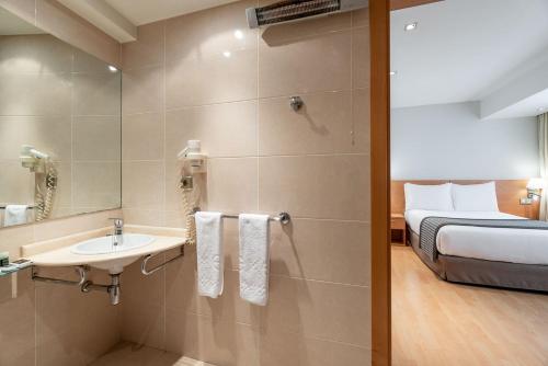 Habitación Individual del hotel Exe Puerta de San Pedro. Foto 3