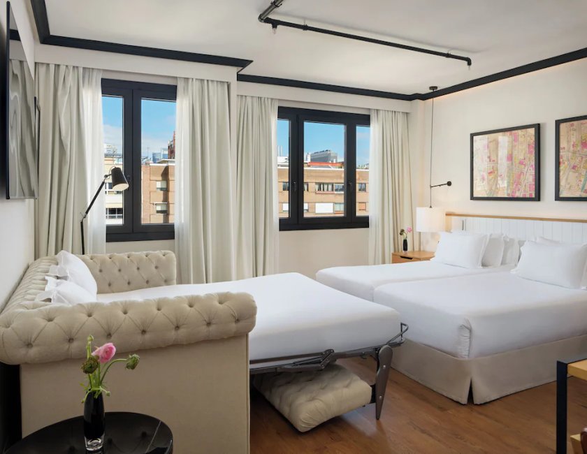 Habitación doble Superior Business del hotel H10 Tribeca. Foto 1