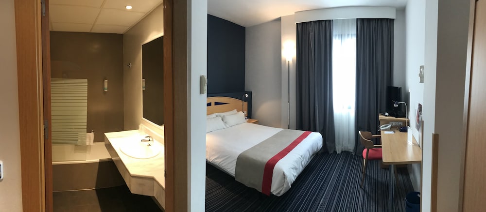 Habitación estándar, 1 cama de matrimonio (Free Breakfast) del hotel Holiday Inn Express Madrid-san Sebastian De Los Reyes, An Ihg