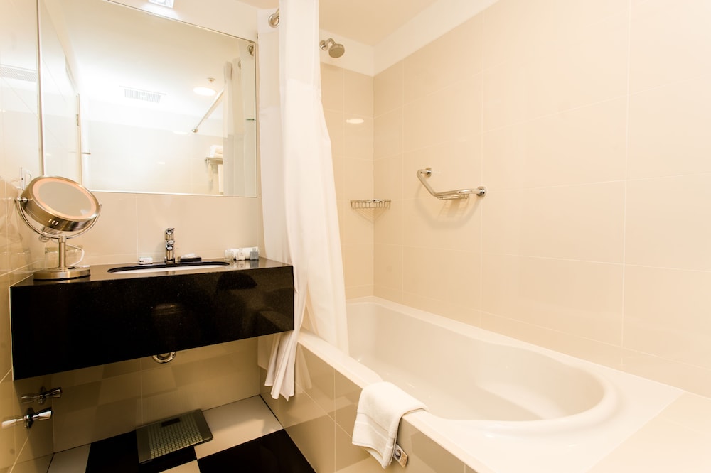 Habitación, 2 camas individuales, no fumadores del hotel Wyndham Costa Del Sol Lima City. Foto 12