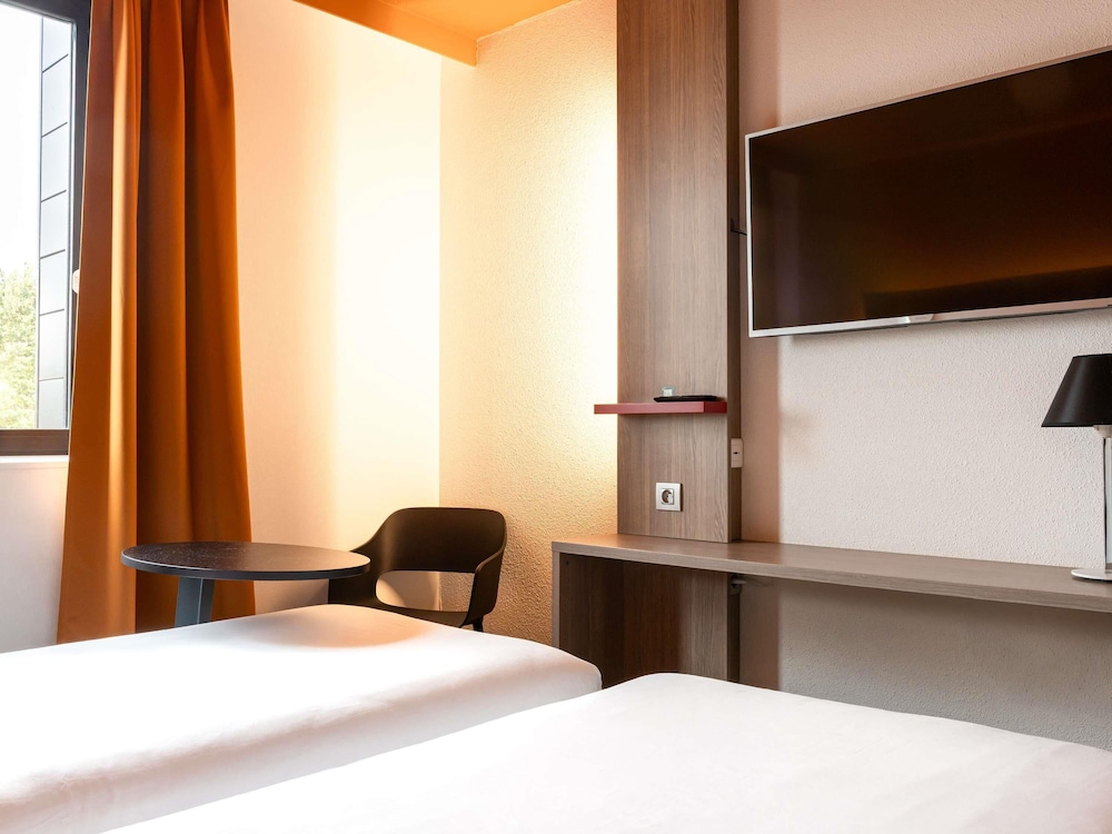Habitación Standard con dos camas individuales del hotel Ibis Styles Toulouse Cite Espace. Foto 3
