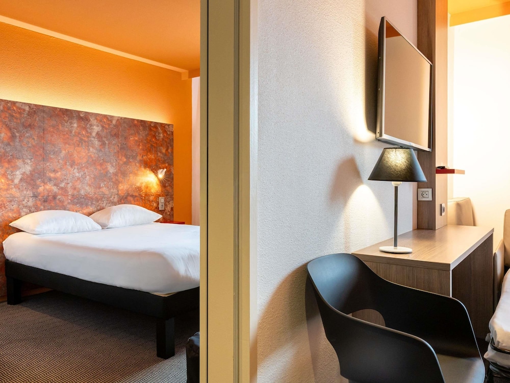 Suite Standard familiar con 2 habitaciones contiguas del hotel Ibis Styles Toulouse Cite Espace