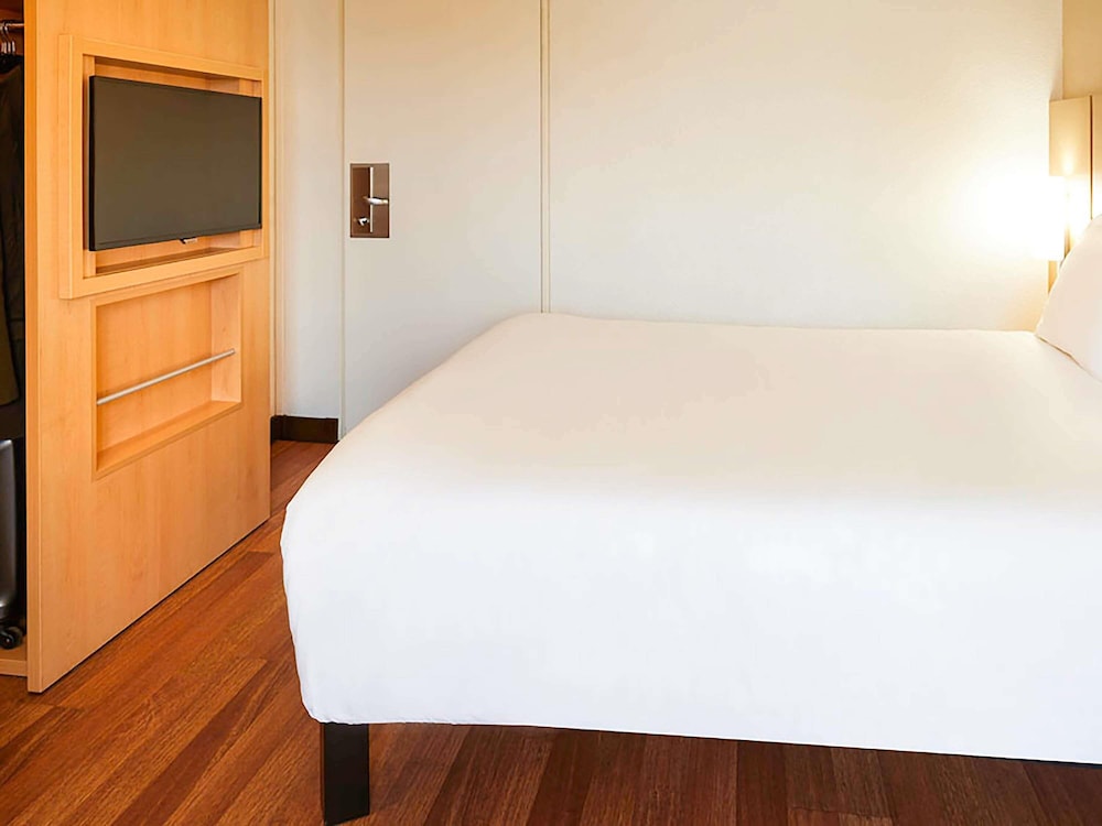 Habitación estándar doble, 1 cama doble del hotel Ibis Toulouse Centre. Foto 3