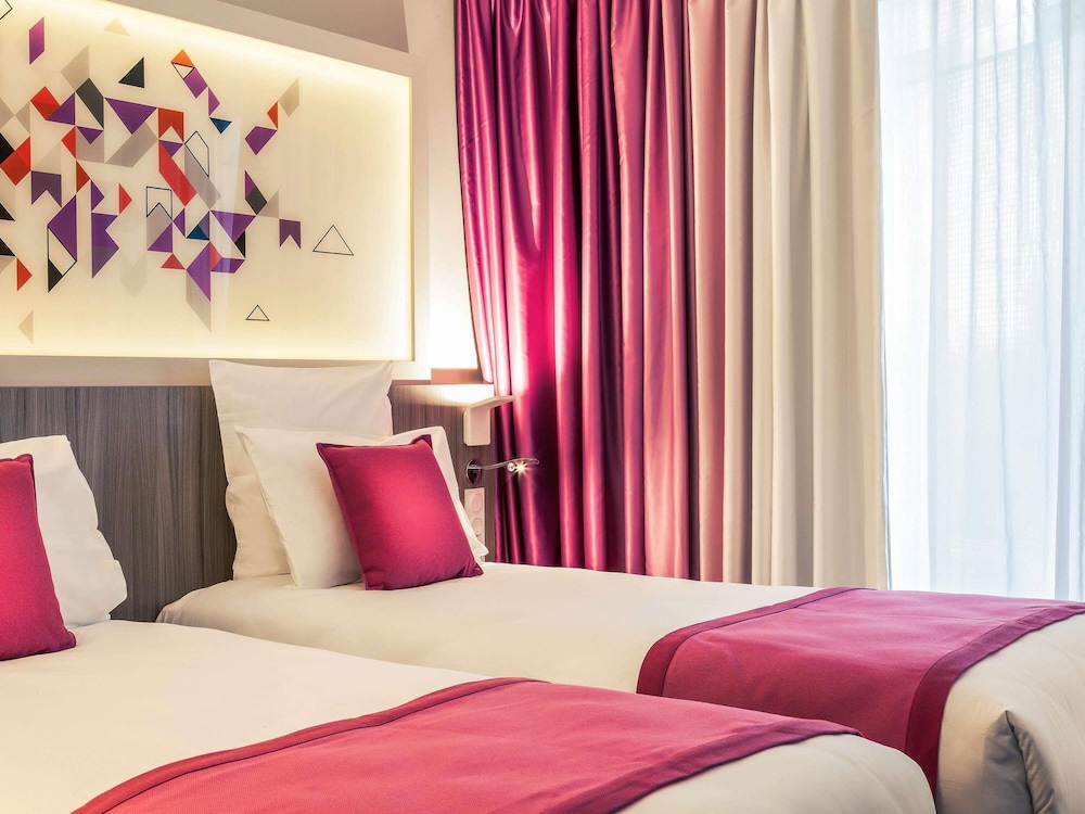 Habitación clásica con 2 camas individuales, 2 camas individuales del hotel Mercure Toulouse Sud. Foto 7