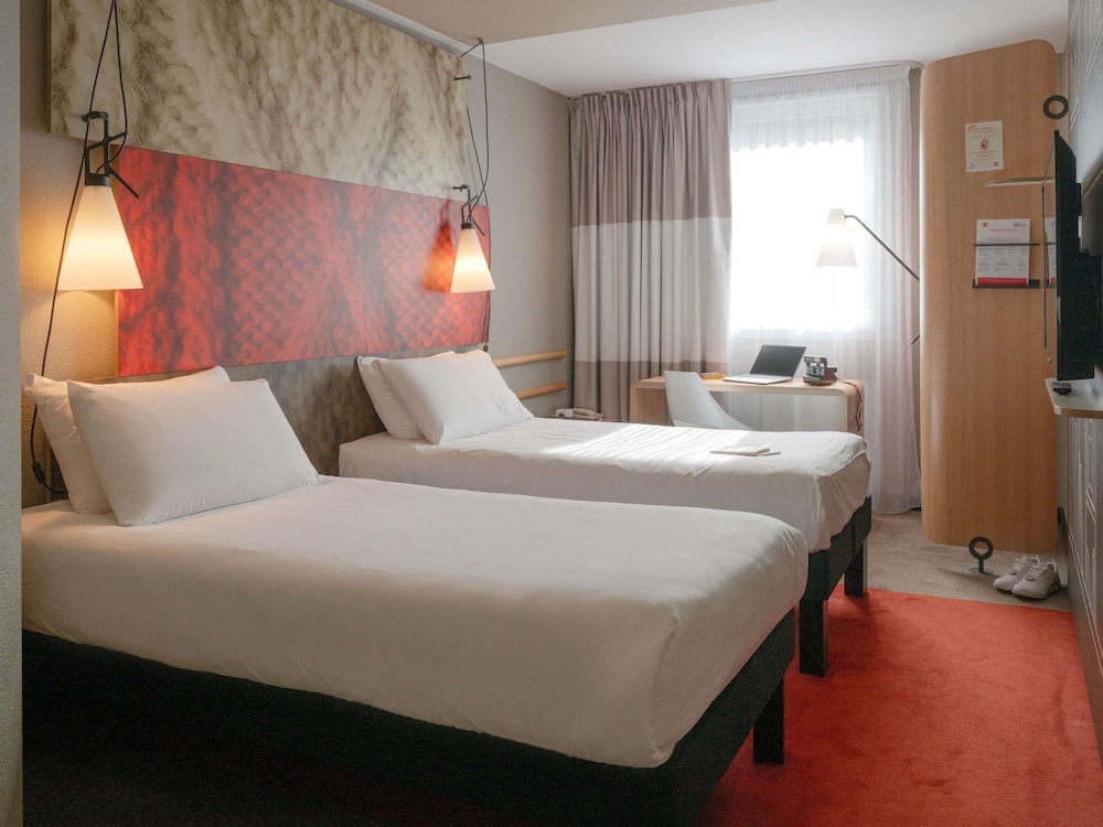 Habitación Standard con 2 camas individuales del hotel Ibis Lyon Caluire Cité Internationale