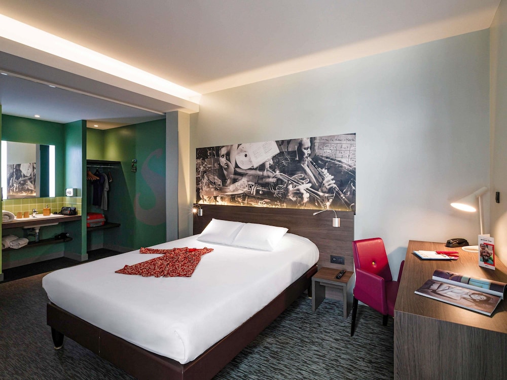 Habitación Pop con cama doble del hotel Greet Lyon Confluence. Foto 1