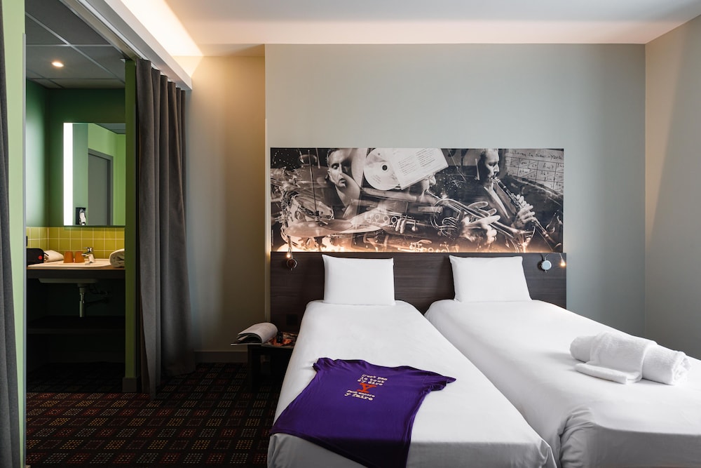 Habitación Pop con dos camas individuales del hotel Greet Lyon Confluence. Foto 1