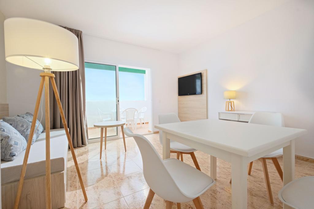 Apartamento 3 habitaciones del hotel Moon Dreams Marina Parc. Foto 2