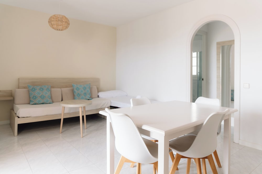 Suite, 2 habitaciones del hotel Bluesea Marina Parc. Foto 1
