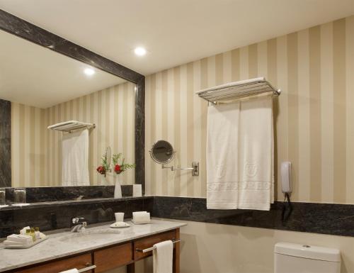 Habitación Doble Estándar - 2 camas del hotel Windsor Marapendi. Foto 1