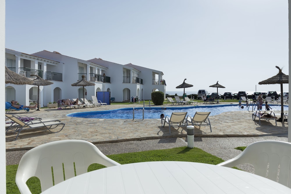Habitación, 1 habitación, vistas parciales al mar del hotel Rvhotels Sea Club Menorca. Foto 15