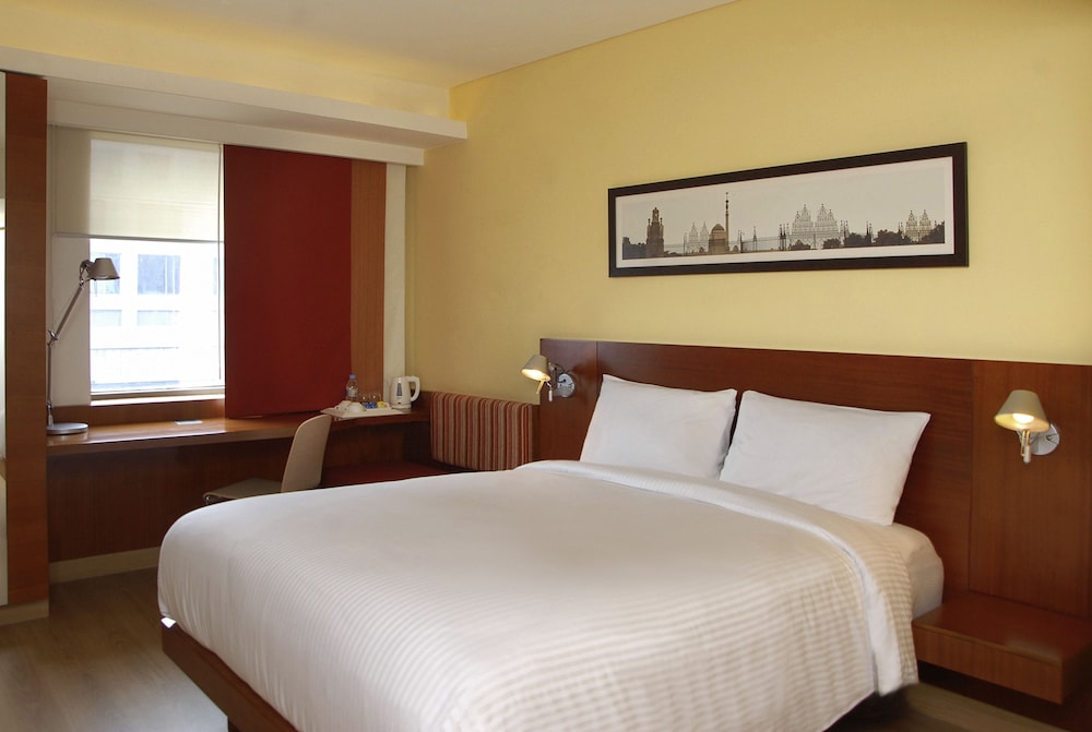 Habitación Estándar con 1 cama doble del hotel Ibis Chennai Sipcot. Foto 1