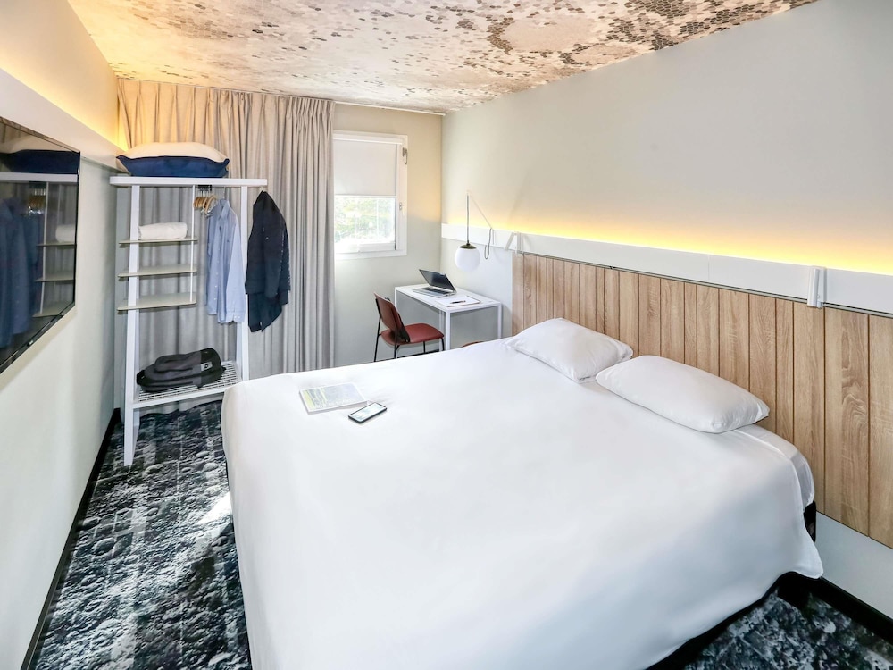 Habitación Standard con una cama doble del hotel Ibis Biarritz Anglet Aeroport