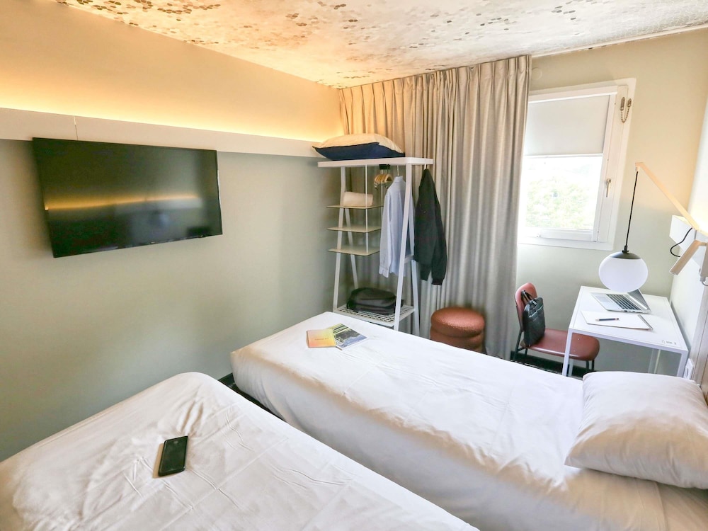 Habitación Standard con 2 camas individuales del hotel Ibis Biarritz Anglet Aeroport. Foto 5
