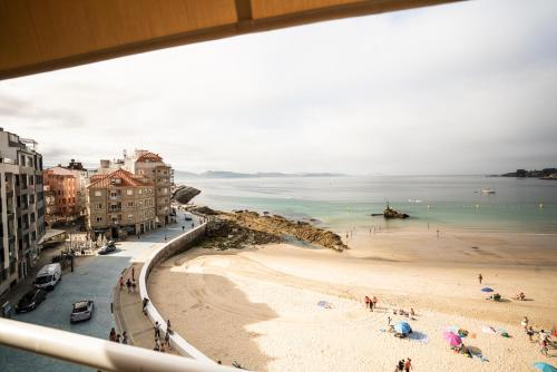 Habitación Doble Superior con vistas al mar - 1 o 2 camas del hotel Atlante Sanxenxo Boutique. Foto 1