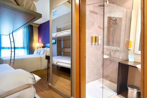 Habitación Familiar del hotel AZZ Salamanca Montalvo. Foto 4