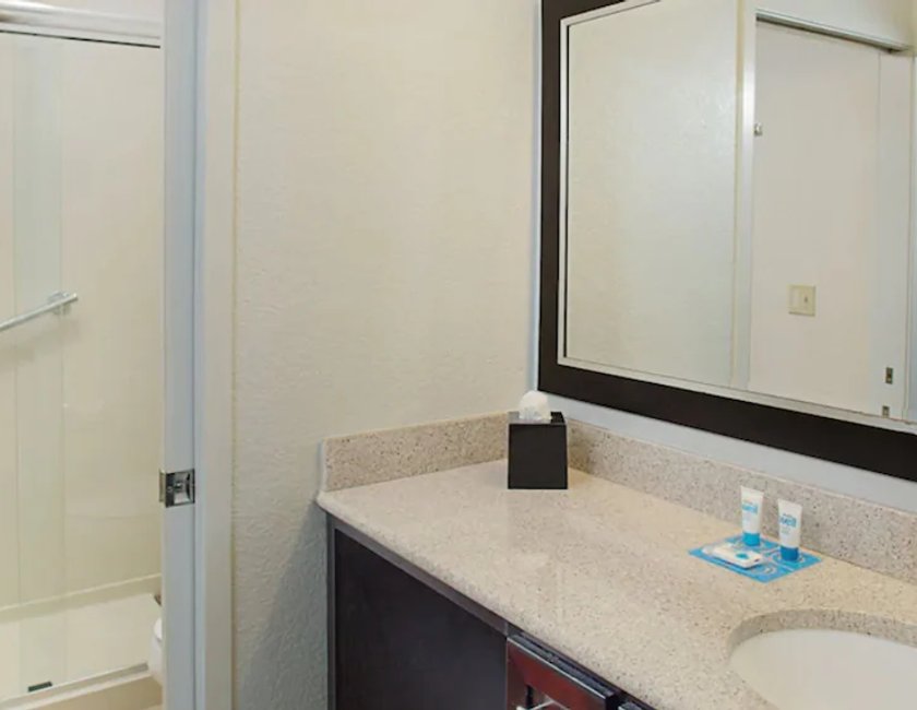 Habitación, 2 habitaciones, accesible para personas con discapacidad (With Shower) del hotel Hyatt House Los Angeles Lax/manhattan Beach. Foto 4