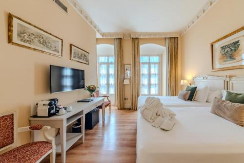 Grand Deluxe Room with balcony del hotel Casa Romana Boutique