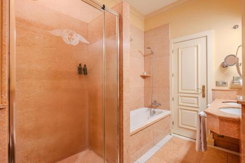 Grand Deluxe Room with balcony del hotel Casa Romana Boutique. Foto 5