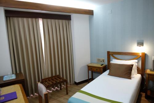 Habitación Individual del hotel Dona Sofia. Foto 2