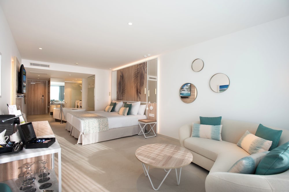 Suite junior, vistas al jardín del hotel Guayarmina Princess - Adults Only