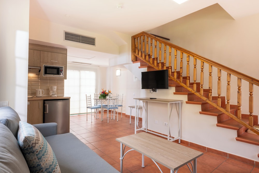 Villa, 1 habitación del hotel Gf Isabel. Foto 3