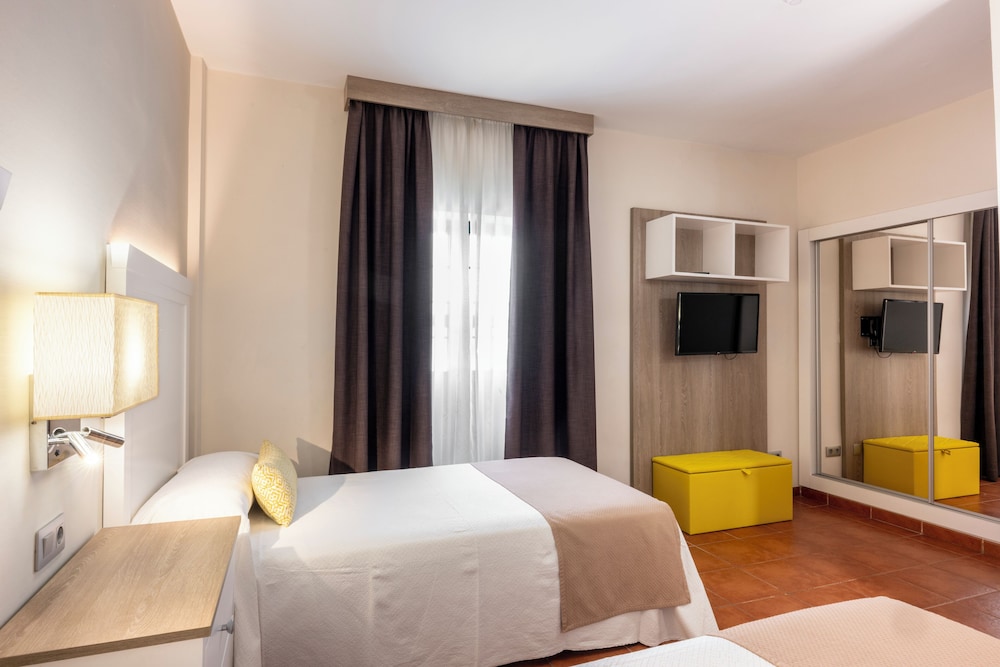 Villa, 2 habitaciones del hotel Gf Isabel. Foto 7