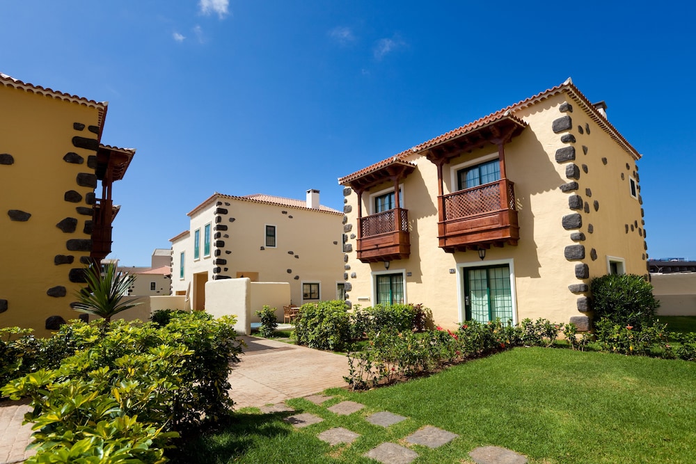 Villa, 2 habitaciones del hotel Gf Isabel. Foto 10