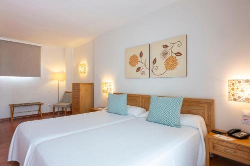 Apartamento 1 habitación 1 Cama Individual del hotel Gf Isabel. Foto 2